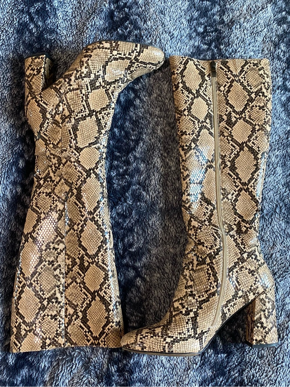 Unbranded Women’s 41 9.5 Knee High Snake Skin Print Zipper Boots